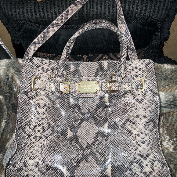 Michael Kors Large Embossed Python Bag - Picture 3 of 8